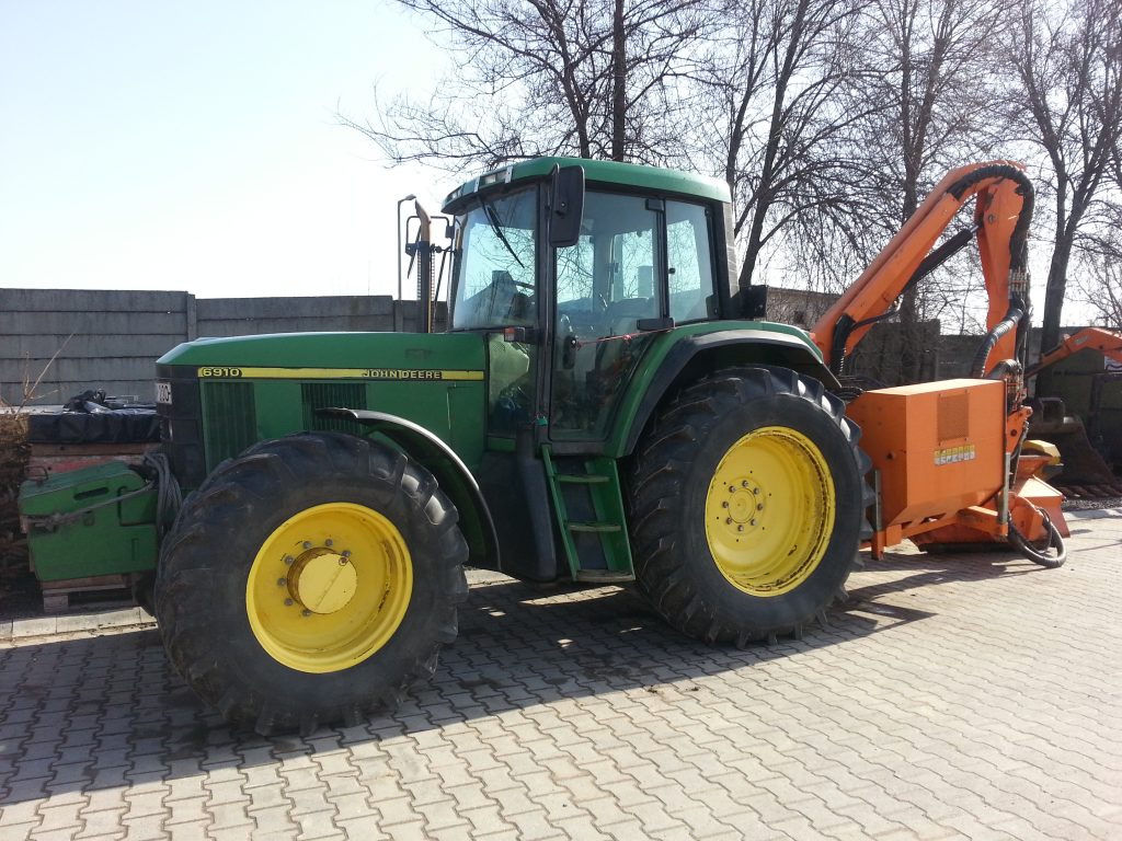 John Deere 6910 mezőgazdasági vontató