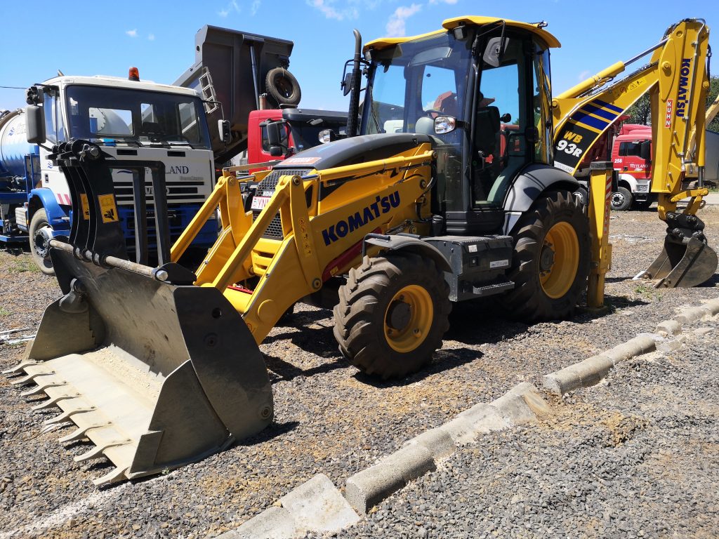 Komatsu WB 93r